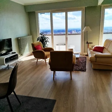 L'echappee Haute - T4 Lumineux Avec Vue Imprenable Et Bureau - Emplacement D'exception Apartment *